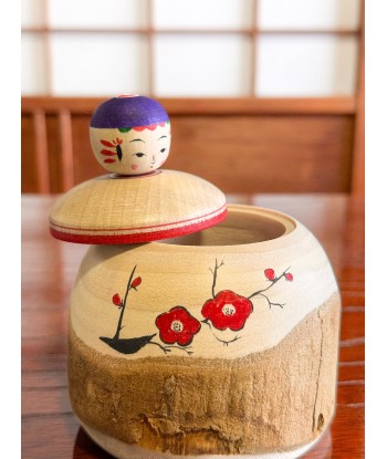 Kokeshi boîte et ses surprises cachées de Yuka Tumizuka shop