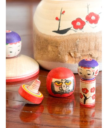 Kokeshi boîte et ses surprises cachées de Yuka Tumizuka shop