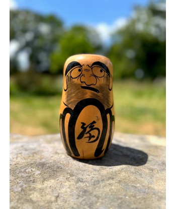 Kokeshi Daruma en bois naturel basket pas cher