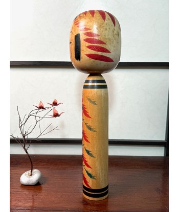 Kokeshi traditionnelle de Nagao Masayoshi | style Togatta - Chrysanthème 31 cm Véritable concentré