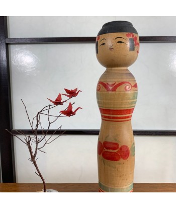 Kokeshi Traditionnelle de style tsugaru | Motif Pivoine Rouge Véritable concentré