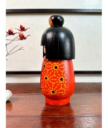 Kokeshi Créative Vintage de Kazuo Tamikazawa | Kimono rouge l'évolution des habitudes 