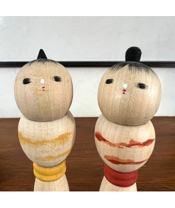 Kokeshi Créative Vintage de Mamoru Izu | Couple petites kokeshi cintrées offre 