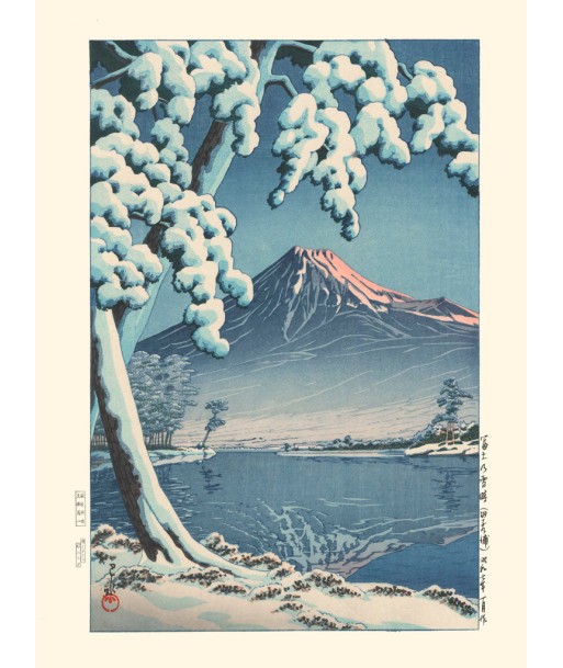 Neige sur le Mont Fuji  depuis la baie de Tago-No-Ura de Hasui Kawase | Reproduction Fine Art de la marque